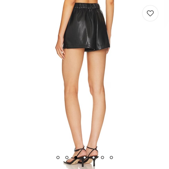 NWT L’academie Black Faux Leather Shorts. - Picture 5 of 14